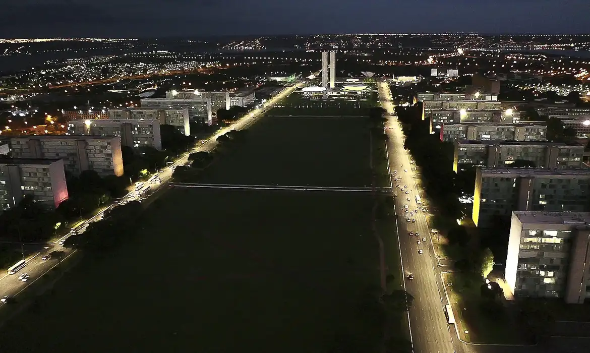 brasilia_esplanada_drone_0416202222_1