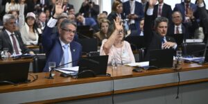 CCJ do Senado aprova texto-base da PEC da Segurança Pública