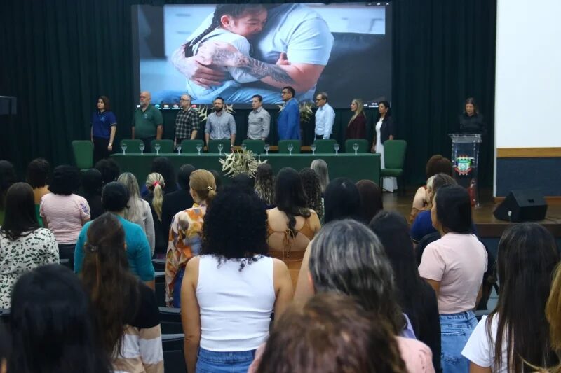 Encontro nacional de educação reúne mil participantes na Unemat para debater ensino inclusivo e alfabetização em Sinop