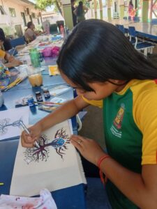 Estudantes de Várzea Grande expõem obras de arte no Fórum após integrarem projeto do TJMT