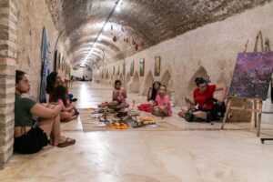 Exposição sobre o Pantanal promove oficinas gratuitas de arte sustentável para crianças em Cuiabá