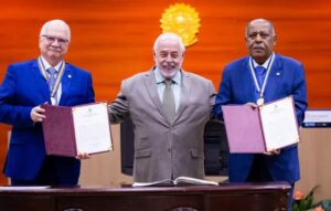 Judiciário de MT concede honraria aos ministros Luiz Edson Fachin e Benedito Gonçalves