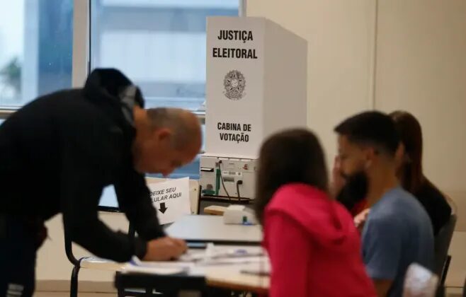 Treinamento prepara 1.550 mesários e mesárias para atuarem nas Eleições 2026