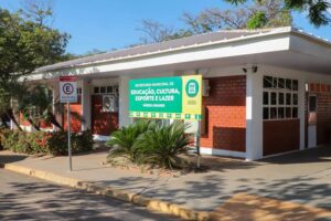Várzea Grande aprova prioridade de matrícula e transferência para estudantes com autismo na rede municipal
