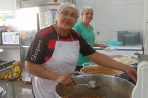 Amor e nutrição: a importância das merendeiras na Rede Municipal de Ensino de Várzea Grande
