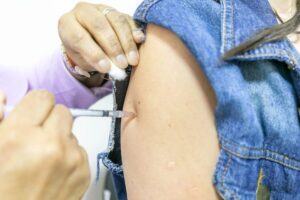 Casos de gripe sobem 92% em Cuiabá, e crianças de 0 a 6 anos são as mais atingidas pela Influenza