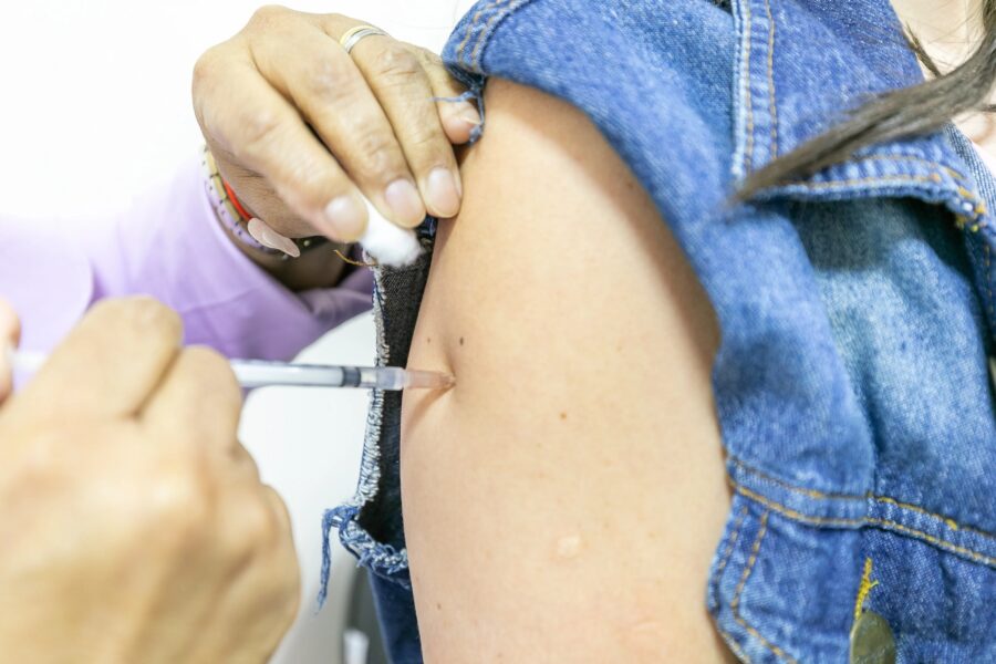 Casos de gripe sobem 92% em Cuiabá, e crianças de 0 a 6 anos são as mais atingidas pela Influenza