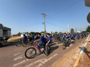 Estudantes de escola cívico-militar em Sinop realizam passeio ciclístico até o Parque Florestal para debater mobilidade e meio ambiente