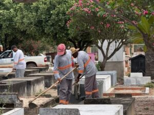 Prefeitura de Sinop inicia preparação do Cemitério Santo Antônio para o Dia de Finados