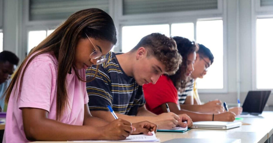 UniSenai MT abre 420 vagas para minicursos gratuitos em diversas áreas do conhecimento